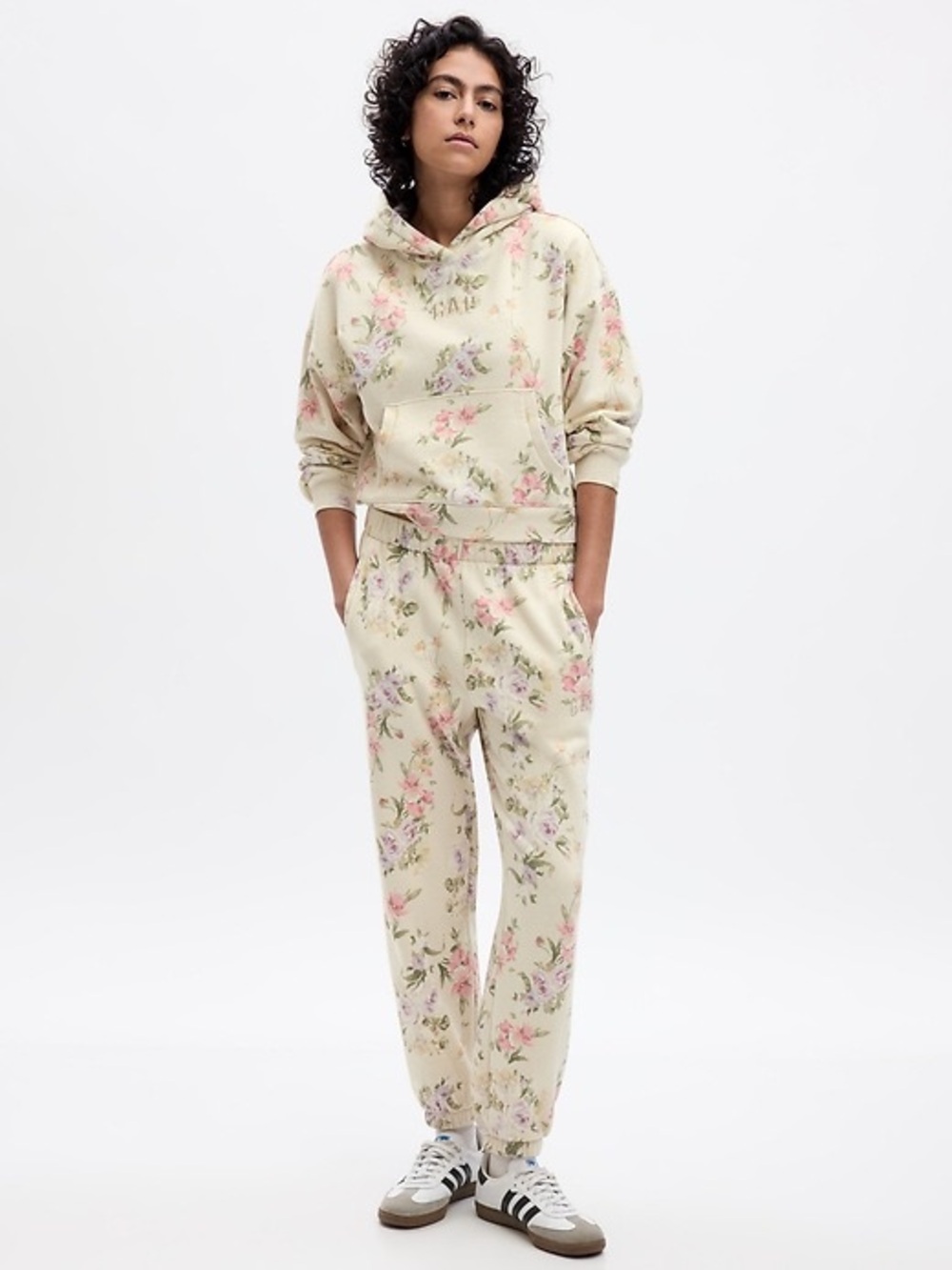 GAP x loveshackfancy Floral Cream Women's Jogger Pants and hooded sweatshirt